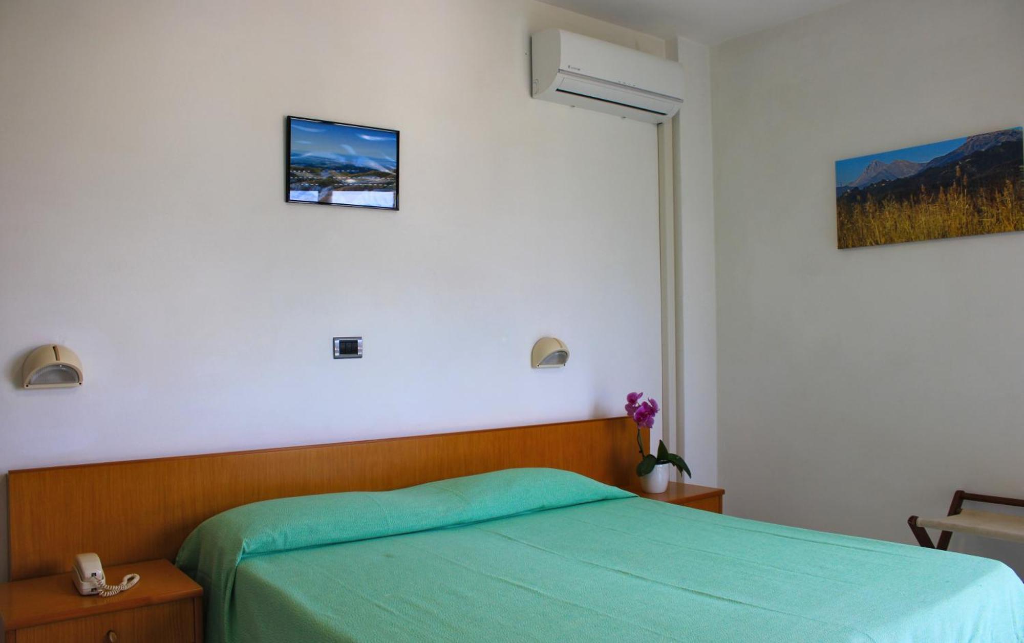 Puccinelli 3* Lido di Camaiore