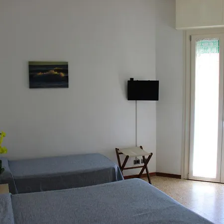 Hotel Puccinelli Lido di Camaiore Room photo