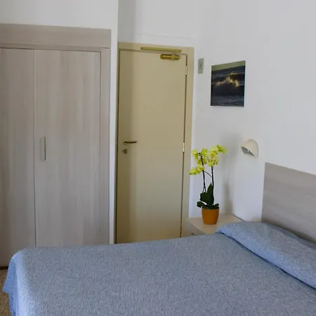 Hotel Puccinelli Lido di Camaiore Exterior photo
